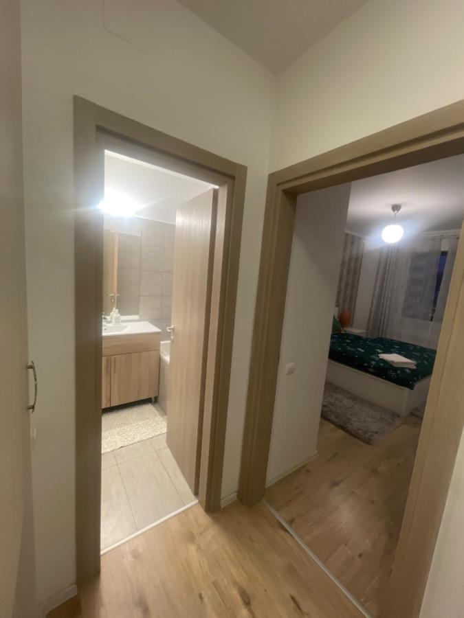 Greenfield Baneasa Apartment In บูคาเรสต์ ภายนอก รูปภาพ