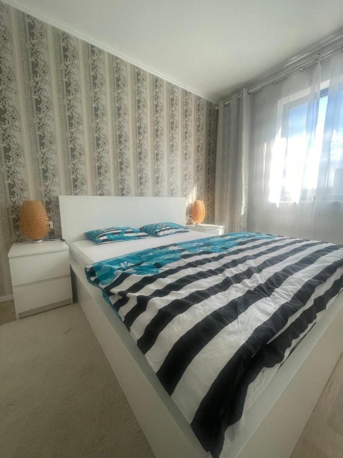 Greenfield Baneasa Apartment In บูคาเรสต์ ภายนอก รูปภาพ
